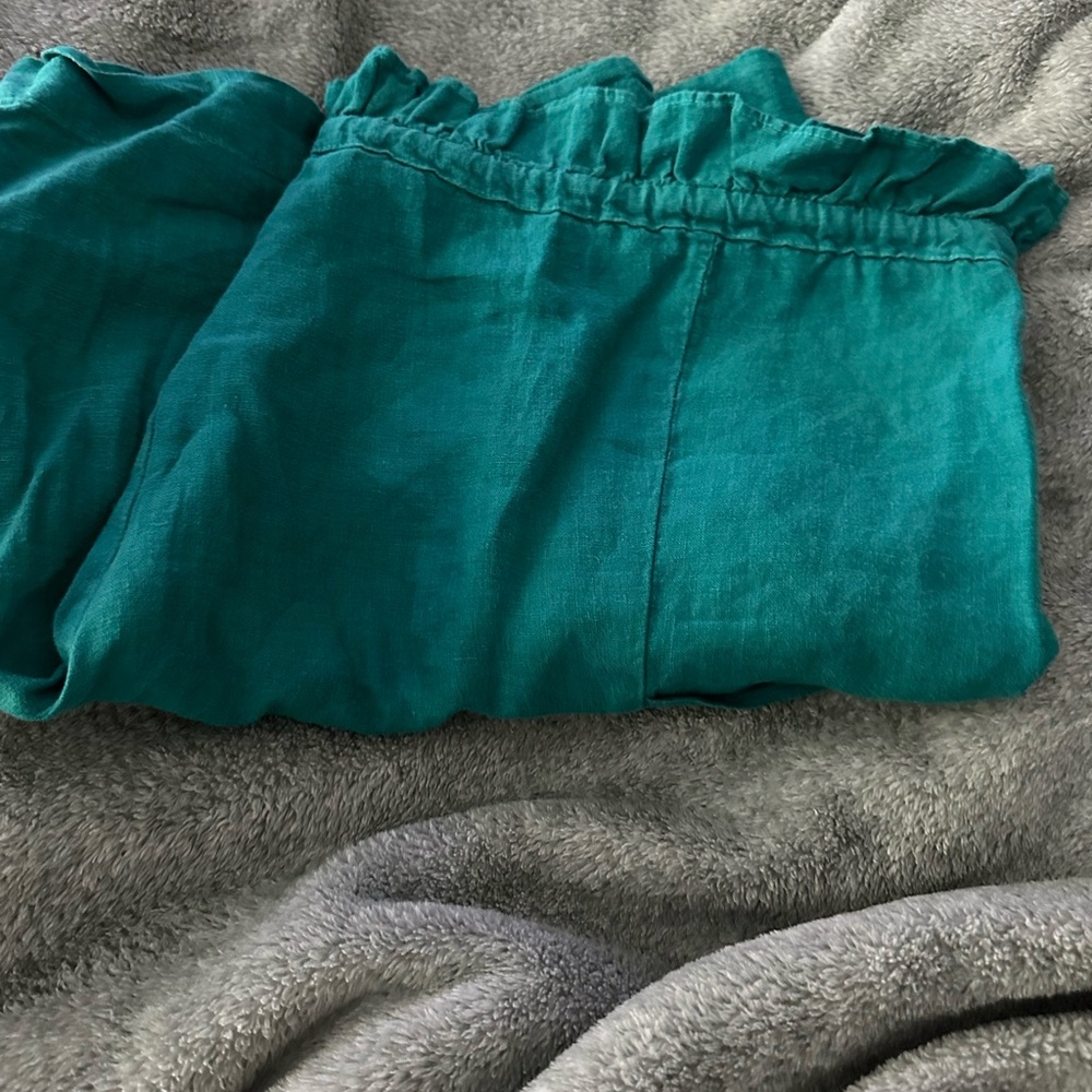 BLACK CRANE PARACHUTE SHORTS LINEN, NWOT